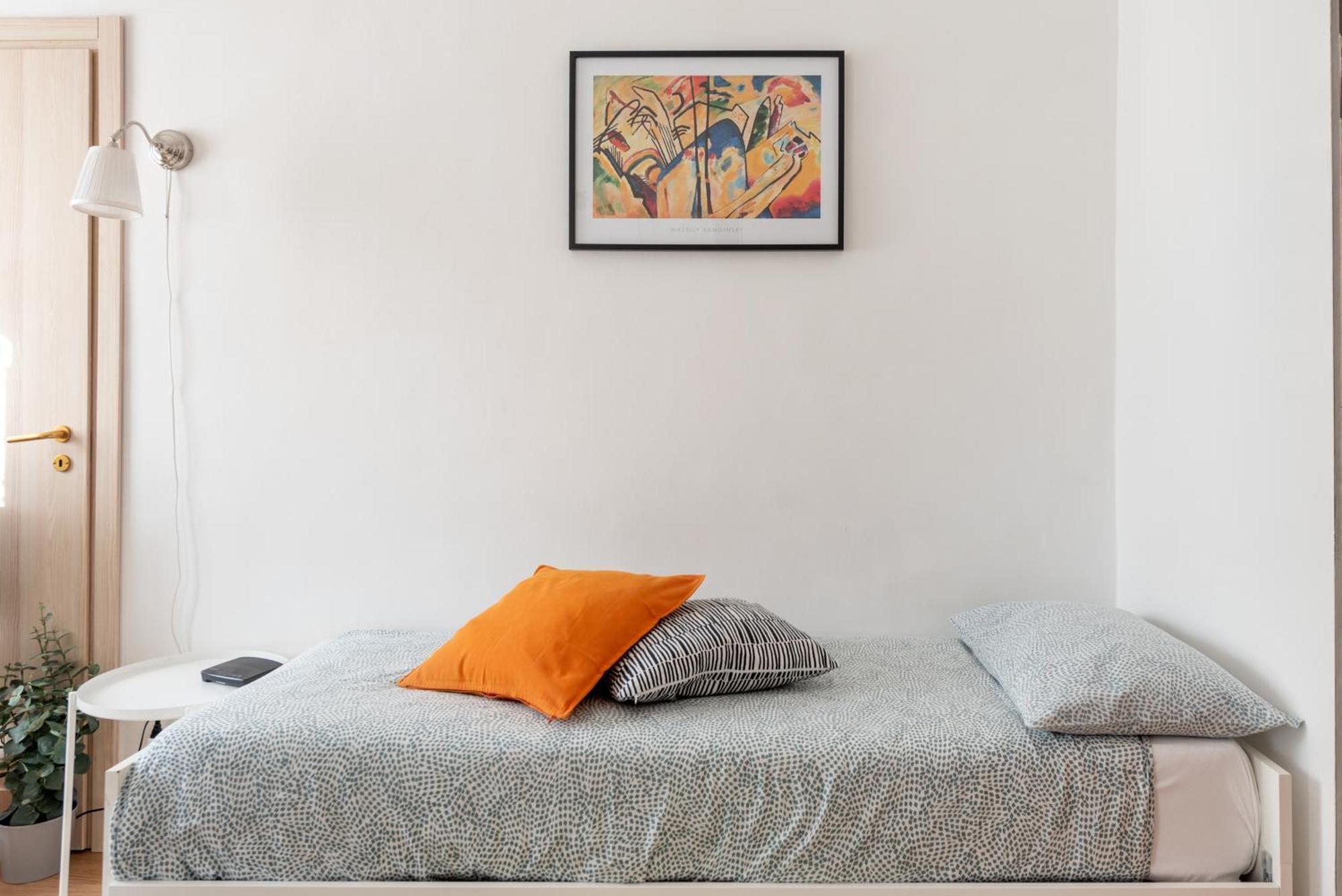 Central Little Basic Apartment Рим Екстериор снимка